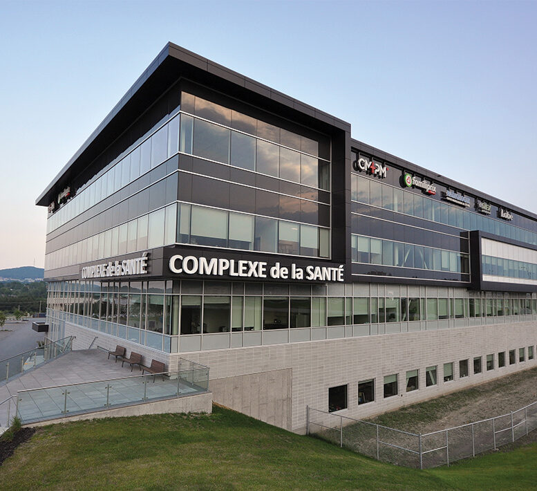 complexe santé immex sherbrooke commercial architecture