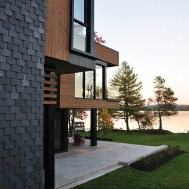 résidence contemporaine bord de l'eau architecture