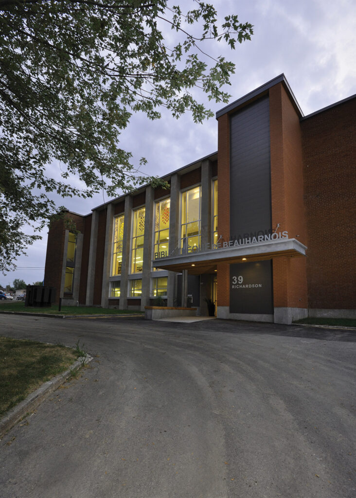 Bibliothèque municipale de Beauharnois Espace Vital Architecture