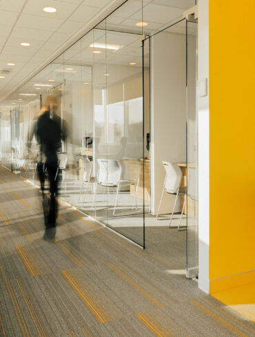promutuel sherbrooke architecture commercial