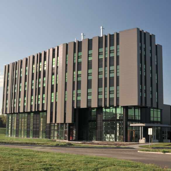 Institut Interdisciplinaire d'Innovation Technologique 3it Université de Sherbrooke Espace Vital Architecture